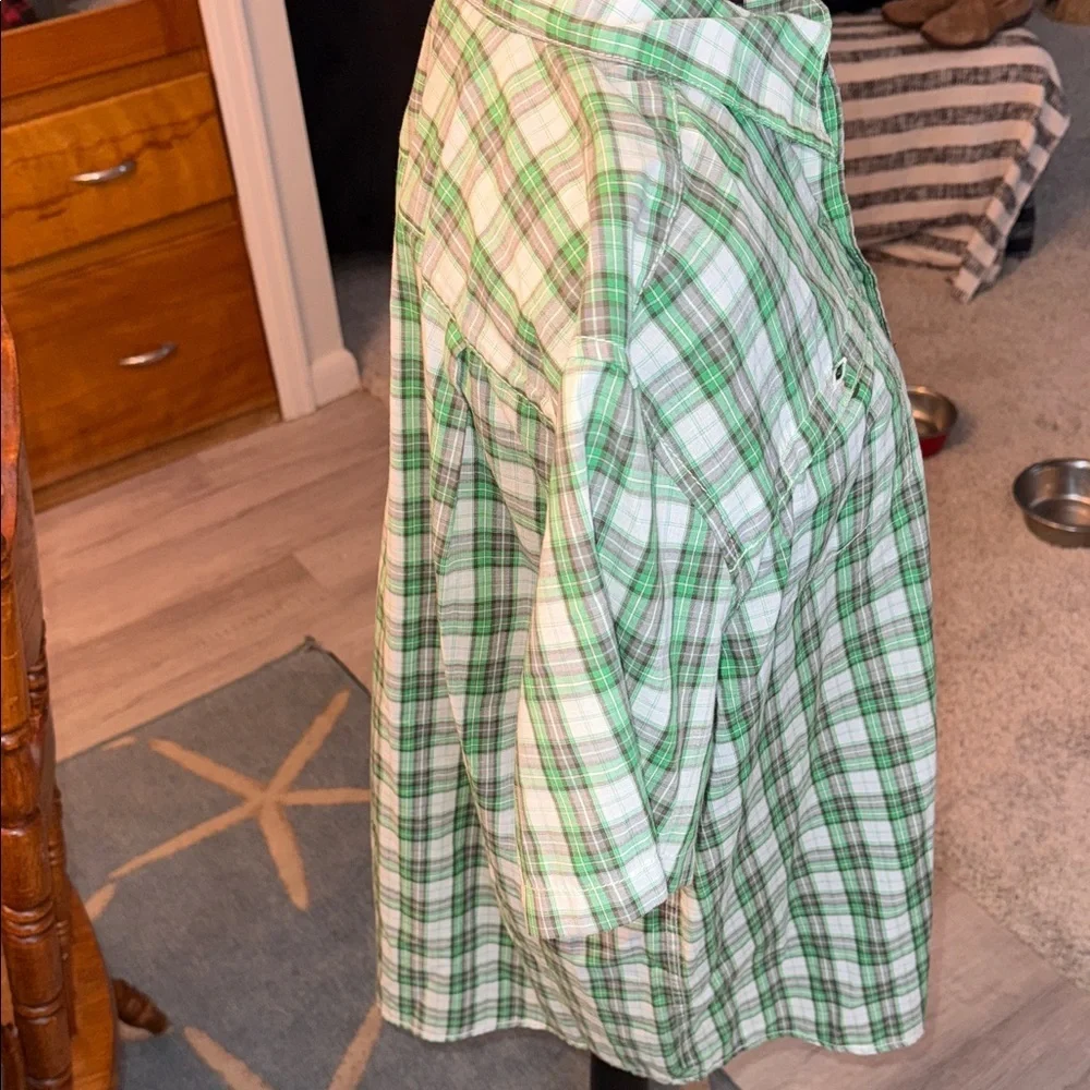 The North Face Green Plaid collared Men's Shirt front pockets short sleeve large